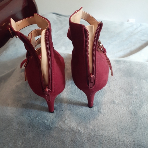 Addition Elle Strappy Heels - Picture 3 of 5